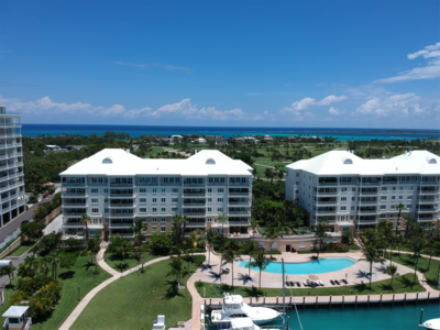 Condominium &middot; For rent &middot; 3 bedrooms