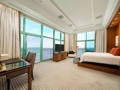 Condominium &middot; For sale &middot; 3 bedrooms