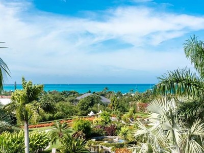 Condominium &middot; For sale &middot; 4 bedrooms